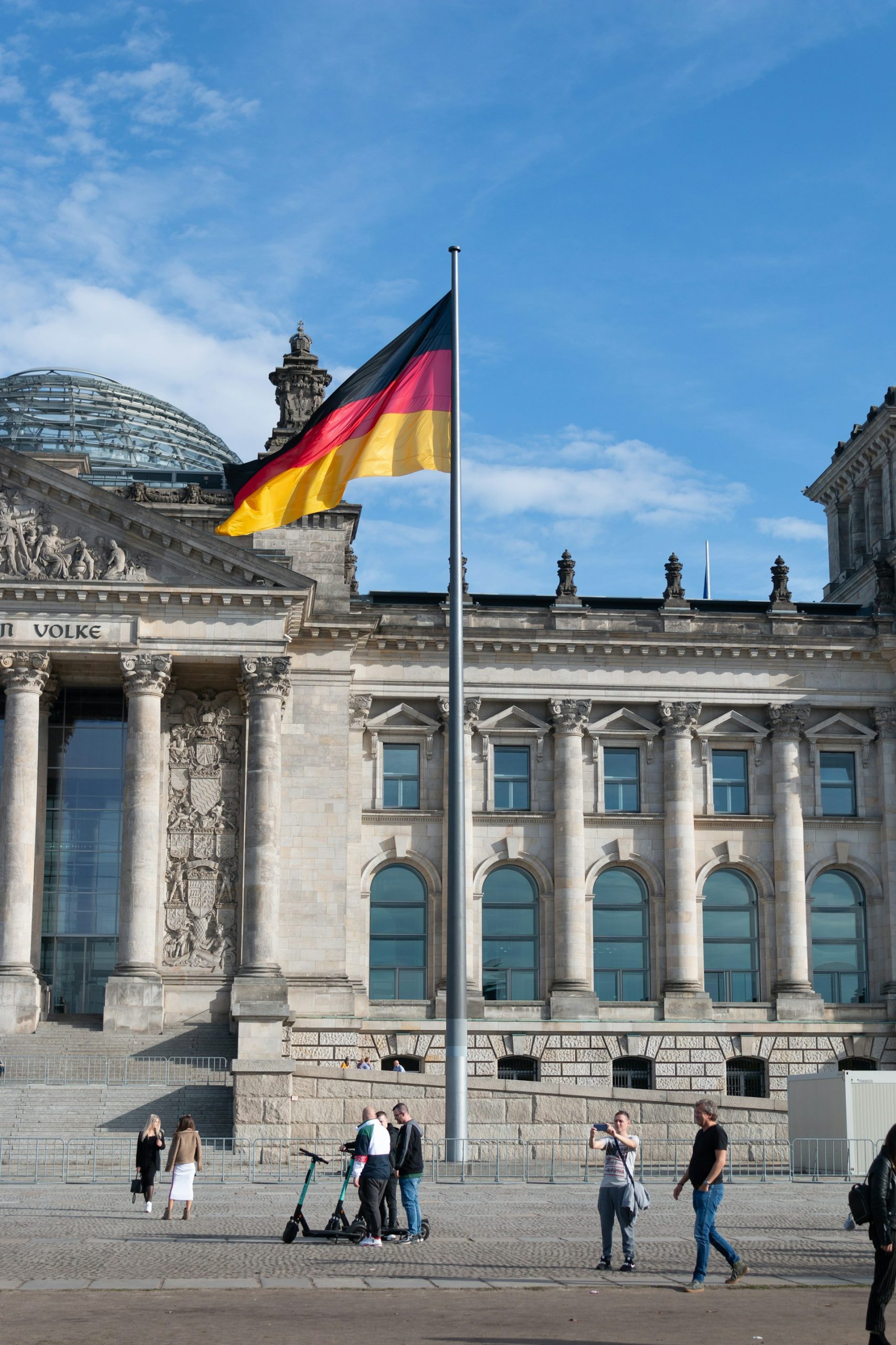 german_flag_berlin